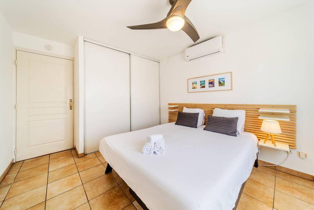 Jade - Appt 2 Chb - 4 Personnes - A 200 M Du Lagon De Saint-Pierre - Residence Avec Belle Piscine Et Parking Prive - Sur Le Front De Mer Et A 2 Pas Du Centre-Ville De St-Pierre Exteriér fotografie